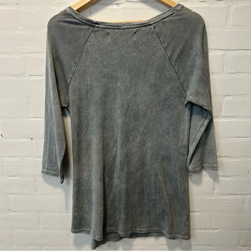 M Rena Gray Asymmetrical Lagenlook Pleated Side Drape Tunic Top Size Small - Picture 4 of 5